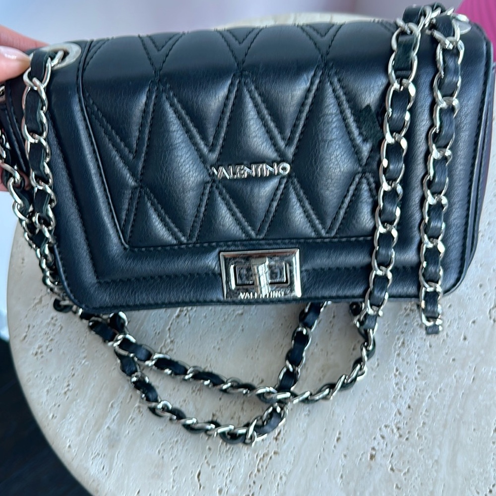 Authentic Classic Mario Valentino cross bag.
